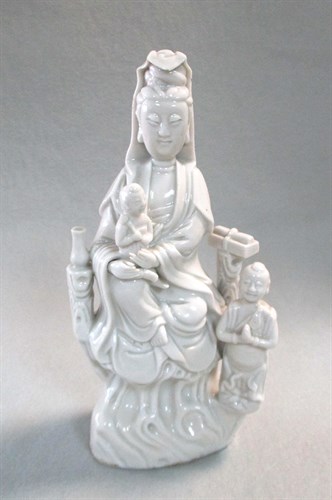 Lot 127 - A blanc de chine figure of Guanyin, 19th or 20th century