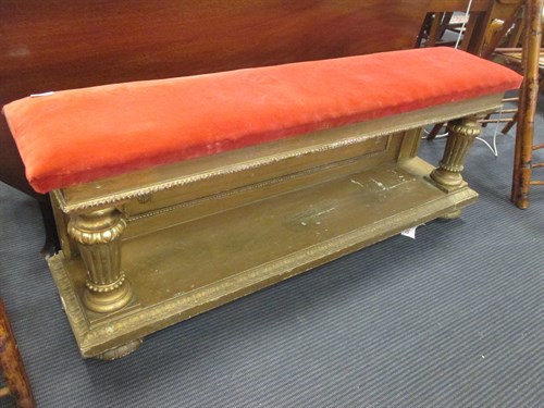 Lot 473 - A giltwood framed window seat upholstered in a...