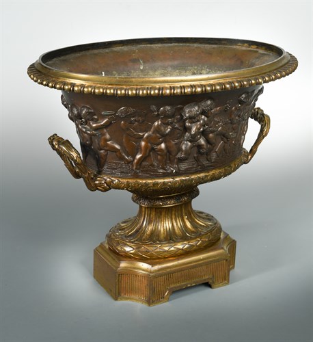 Lot 207 - A 19th century twin-handled bronze urn or wine cooler