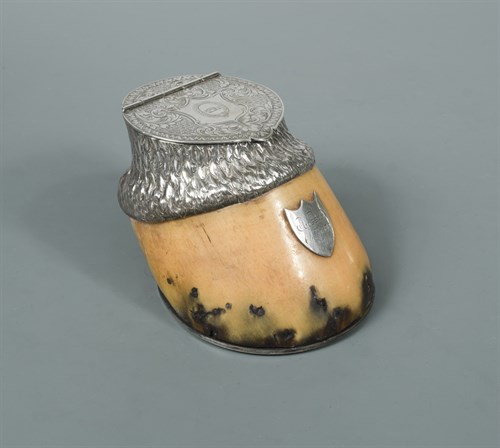 Lot 66 - A Victorian silver mounted horse's hoof inkwell