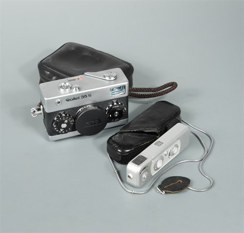 Lot 224 - Rollei 35 S Singapore Camera in Chrome