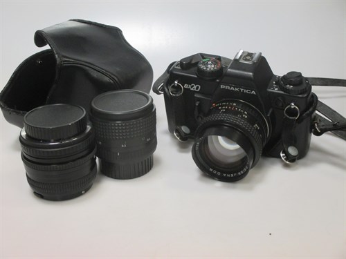 Lot 178 - A Praktica BX20 SLR camera, with Carl Zeiss...