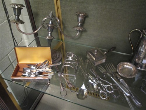 Lot 167 - A collection of silver plated items including...