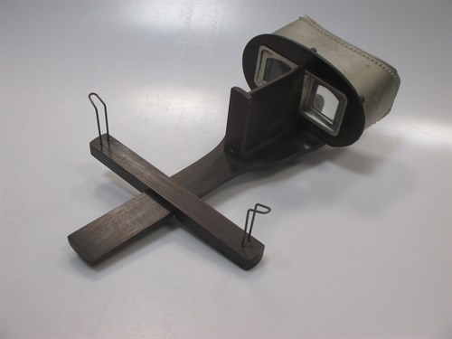 Lot 120 - An American hand held stereoscope by the...
