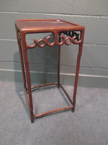Lot 327 - A chinese rosewood urn stand, 65 x 34 x 34cm