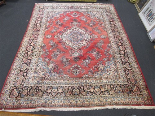 Lot 549 - A Large Hamadan carpet, 364 x 271cm