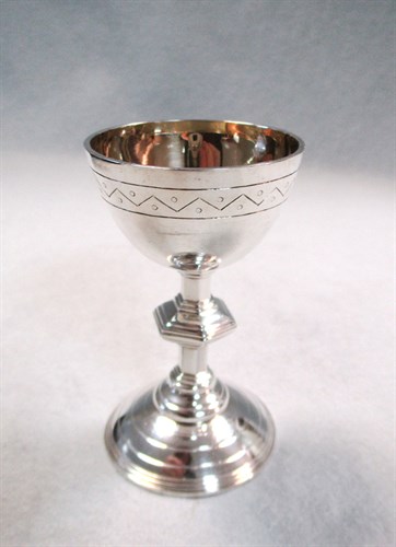 Lot 91 - A Victorian silver travelling communion set