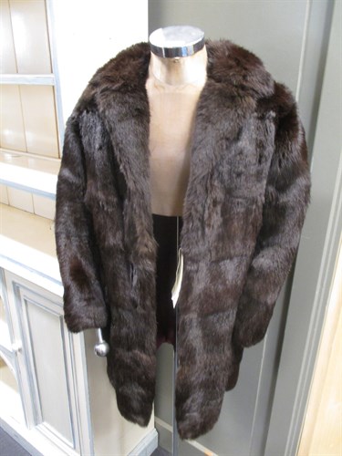 Lot 130 - A vintage mahogany mink fur coat, possibly...