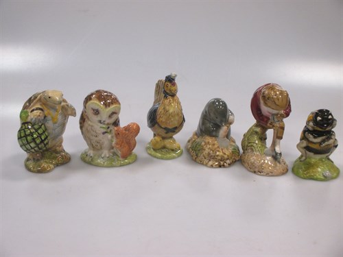 Lot 35 - A large collection of Royal albert Beatrix...
