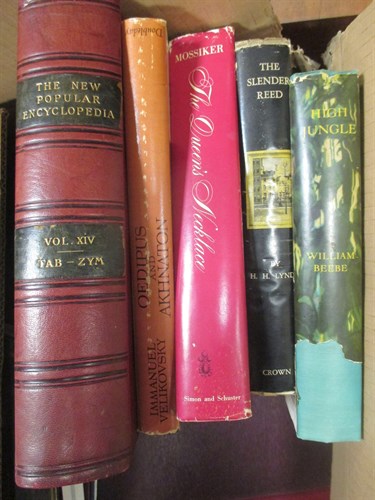 Lot 415 - A large quantity of various books, to include...
