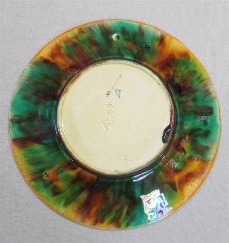 Lot 10 - A Wedgwood Majolica dessert service
