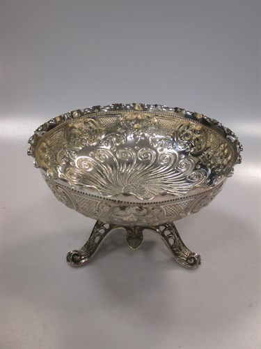Lot 295 - A collection of silver plated items including...