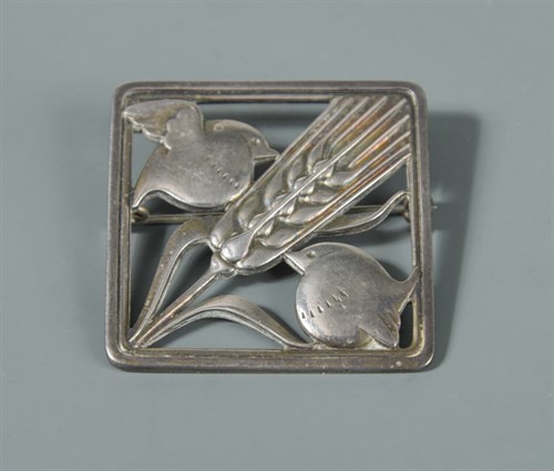 Lot 63 - Arno Malinowski for Georg Jensen, a Danish silver brooch