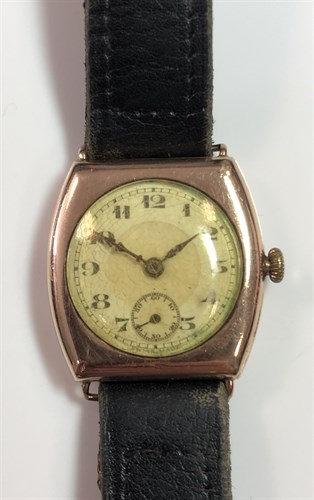 Lot 273 - Rolex - A 9ct gold gentleman's wristwatch