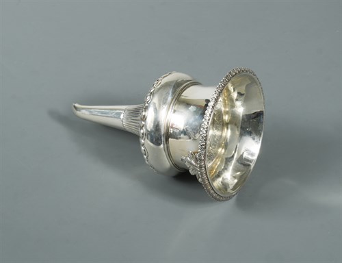 Lot 60 - A George IV silver wine funnel