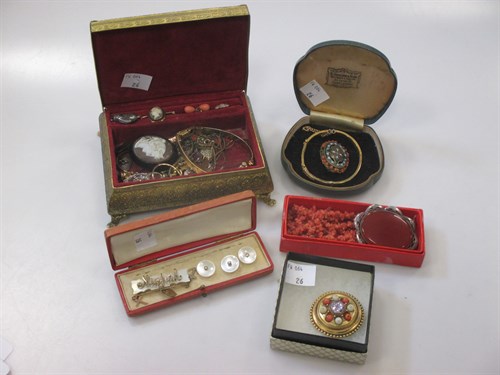 Lot 189 - A collection of mainly antique and vintage...