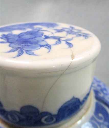 Lot 87 - A pair of blue and white jars with covers, Kangxi period or later