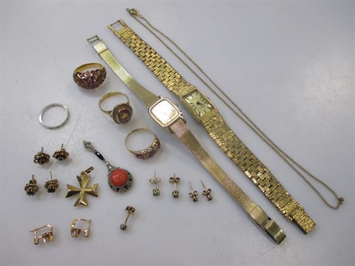 Lot 216 - Five pairs of stud earrings, together with...