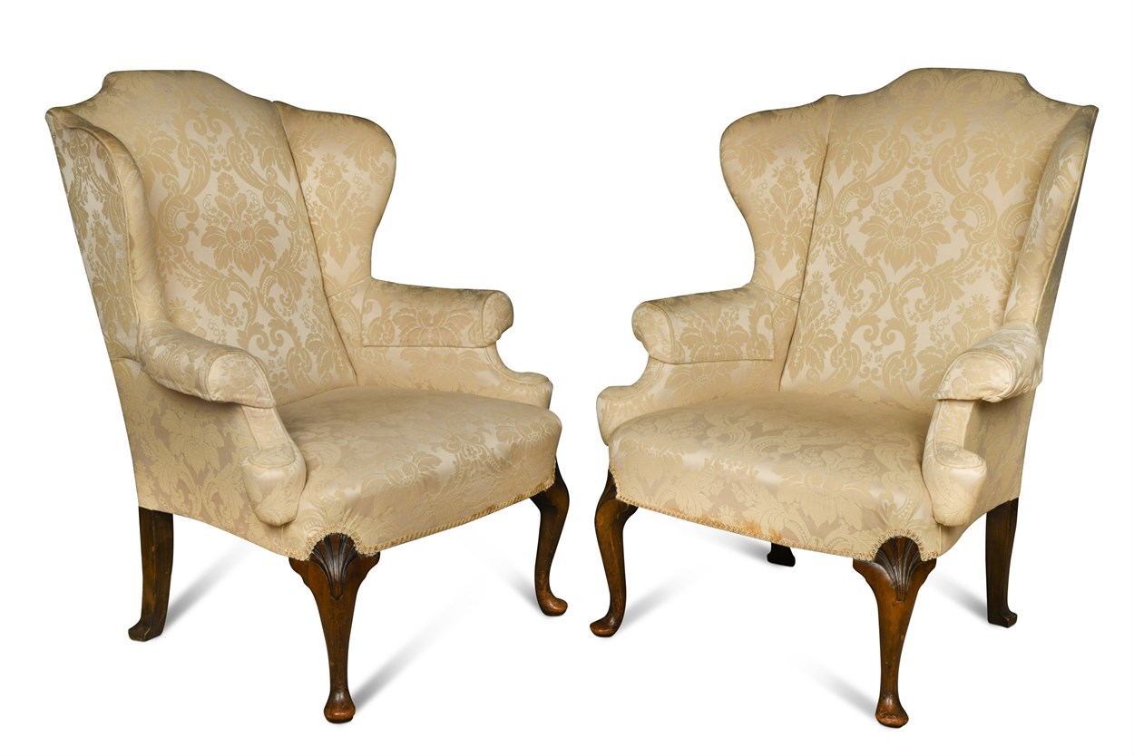 Lot 584 - A pair of Queen Anne style chairs