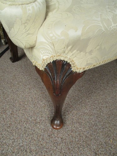 Lot 584 - A pair of Queen Anne style chairs