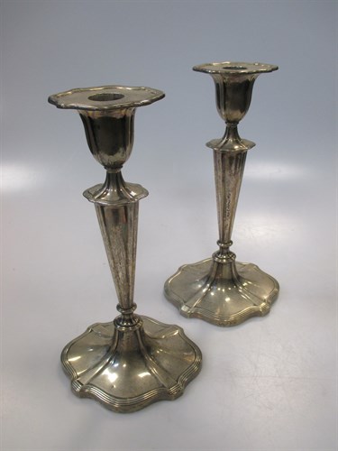Lot 281 - A pair of neo-classical style silver...