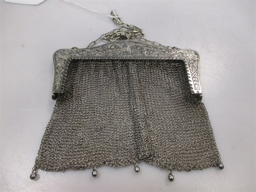 Lot 260 - A chain maille dance purse, stamped 'Sterling...