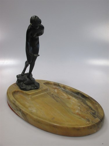 Lot 38 - After Ludwig Eisenberger, a bronze model of a...