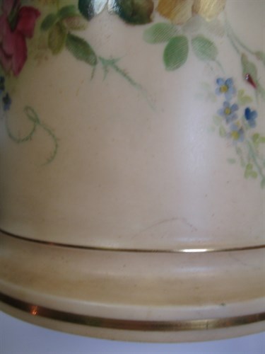 Lot 9 - A Royal Worcester blush ivory tobacco jar and...