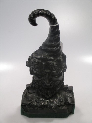 Lot 40 - A 19th century cast iron ‘Mr Punch’ door stop,...