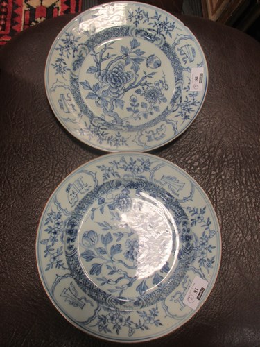 Lot 18 - Two late 18th century Chinese blue and white...