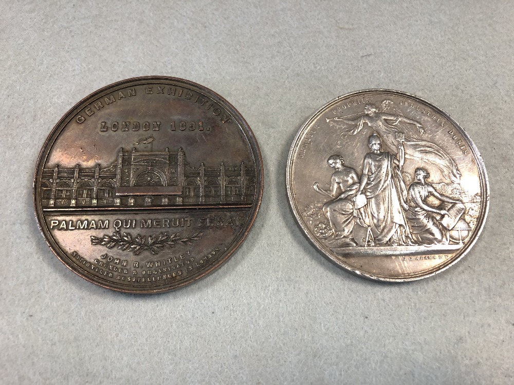 Lot 371 - A bronze medal for the 1891 German Exhibition in London