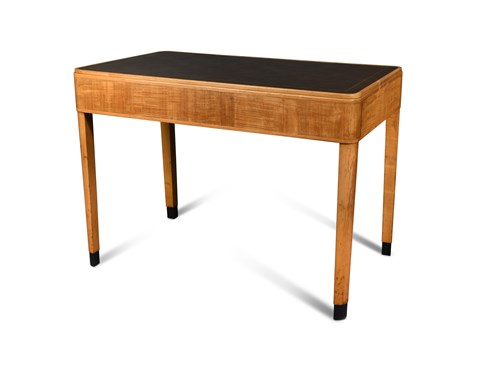 Lot 149 - An Art Deco satin wood writing or library table