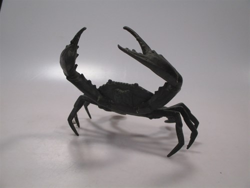 Lot 113 - A bronze model of a crab