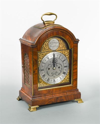 Lot 485 - A mahogany bracket clock circa 1800