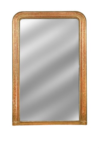 Lot 641 - A 19th century gilt framed overmantle mirror