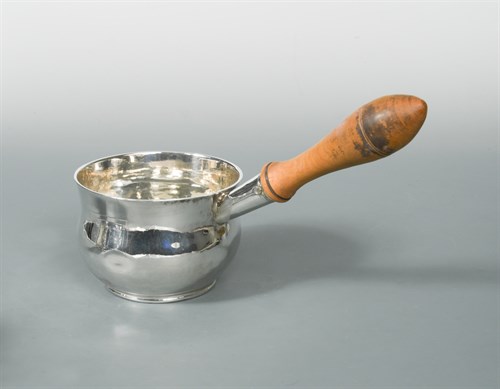 Lot 341 - A George lll silver brandy pan