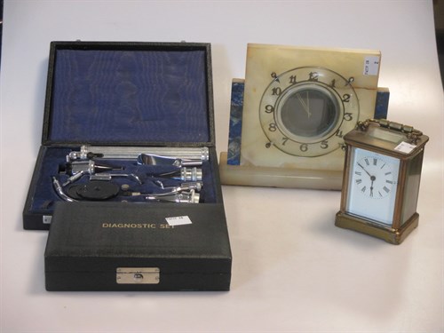 Lot 113 - An onyx mantel clock, carriage timepiece and...