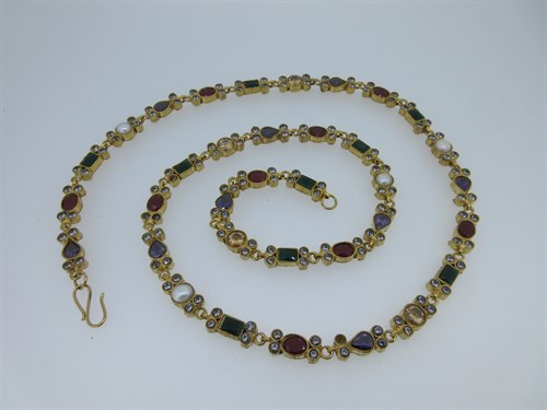 Lot 127 - A multi gem set necklace