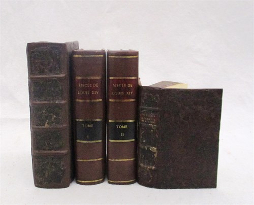 Lot 108 - [VOLTAIRE.] Siecle de Louis XIV, 2 vol., 2nd...