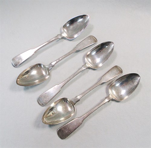 Lot 449 - Glasgow - A set of five George IV silver tablespoons