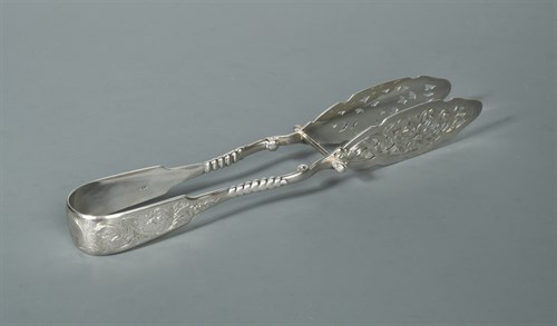 Lot 368 - A pair of Victorian silver sandwich tongs