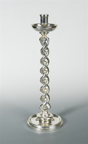 Lot 314 - A 20th century Italian metalwares silver candlestick