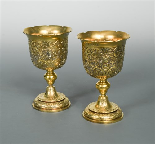 Lot 366 - A pair of Victorian silver gilt goblets