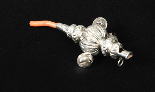 Lot 371 - A Victorian silver baby's rattle