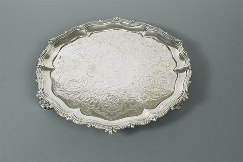 Lot 370 - A Victorian silver salver