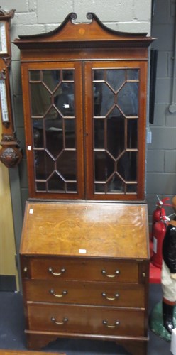 Lot 390 - An early 20th century George III style...