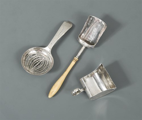Lot 347 - A collection of three George III silver caddy spoons