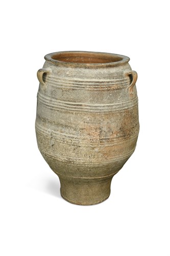 Lot 548 - A large 20th century Italian terracotta amphora urn