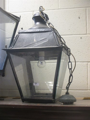 Lot 462 - A single coach house hanging lantern with chain