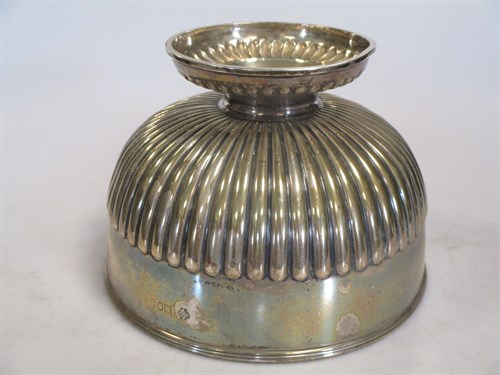 Lot 367 - A silver rosebowl 10.8ozt